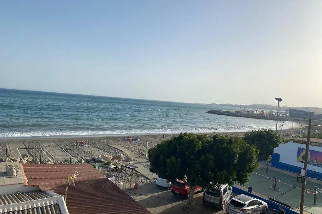 Maravilloso Apartamento En Primera Linea De Playa Con Vistas Al Mar En Caleta De Velez 2 D